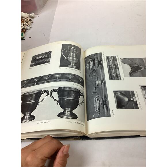 THE BOOK OF OLD SILVER: English,American,Foreign Hallmarks by Seymour Wyler 1973 - Picture 8 of 13